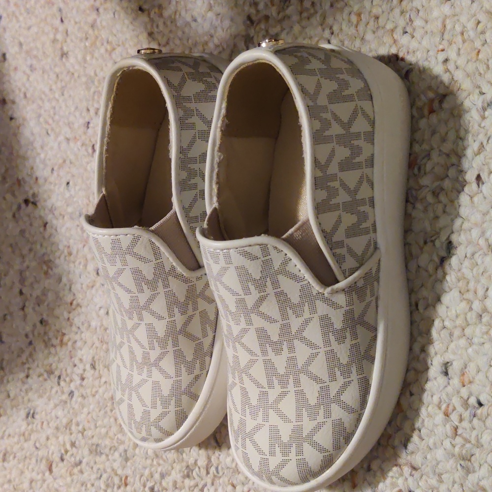 Michael Kors Kids' Slip-On Sneakers in Light Beige MK Logo